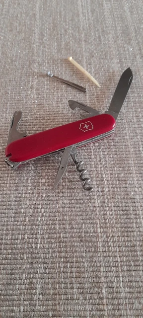 Coltello Multiuso Svizzero  VICTORINOX Coltellino Tascabile  Rosso Spartan