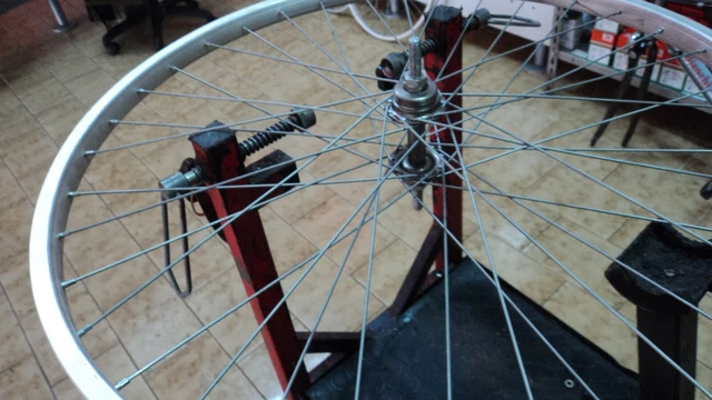 Ruota Posteriore Completa Per Bici 26 Pollici - Cerchio 26x1.75, Pneumatico 26x1.95, 6 Velocità - Foto 6