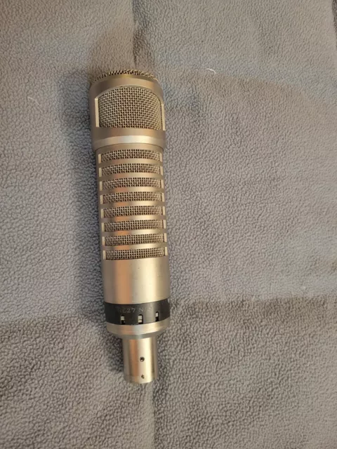 Electro-Voice RE27 N/D Cardioid Dynamic Broadcast Microphone