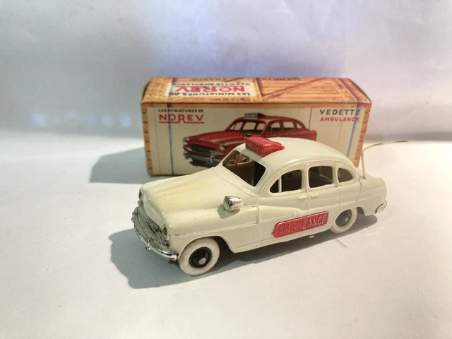 Ford Vedette 54 ambulance les miniatures de NOREV made