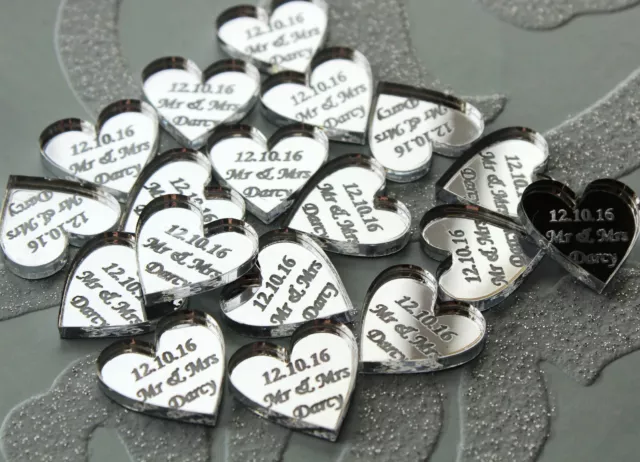 50 personalisierte Mr & Mrs Love Hearts Hochzeit Gefälligkeiten Tisch Konfetti Dekorationen