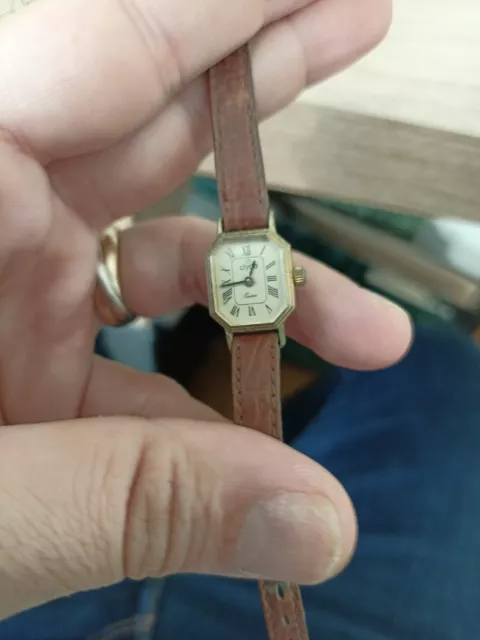 MONTRE CLYDA FEMME Plaque Or Quartz Fonctionne Vintage EUR 20 00