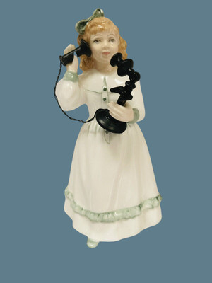 Royal Doulton Hello Daddy Porcelain Figurine HN3651 Girl With Telephone 1994