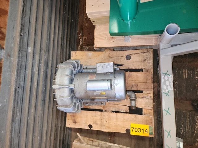 Gast R4P115 Regenerative Blower with Emerson Electric J711X Motor 3450 RPM XL56Z