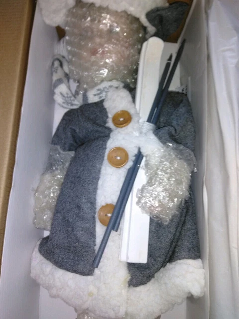 Vintage Heritage Signature Collection Porcelain Winter Doll -Lauren - New In Box 2