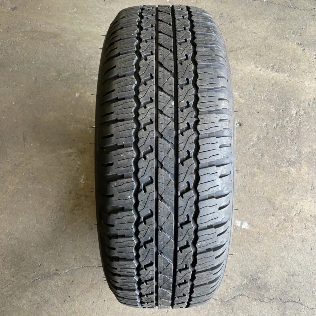 265/65R17 - 1 used tyre BRIDGESTONE DUELER A/T 693 II