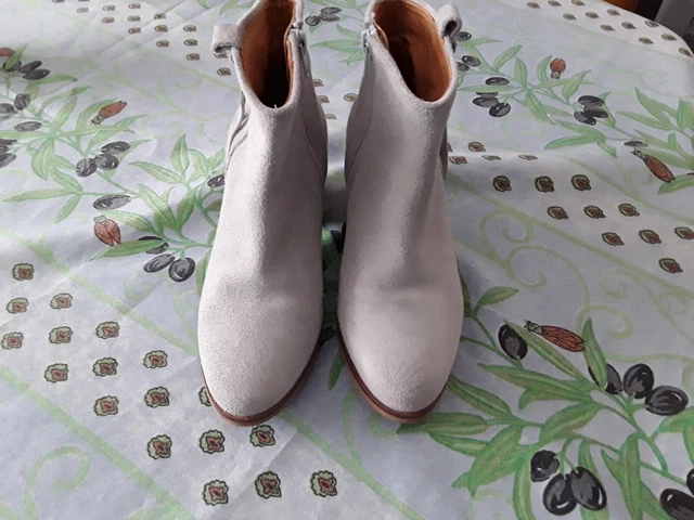 Boots En Cuir Velours Grises Eram P37