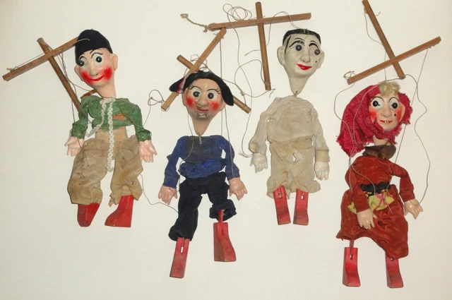 Marionnettes De Guignol XXsiecle