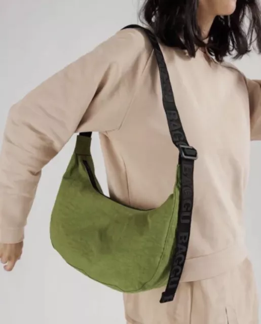 BAGGU Avocado Medium Crescent Crossbody Bag. BNWT New With Tags 2