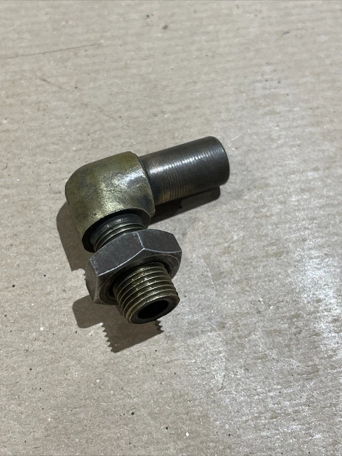 JAGUAR E TYPE Gearbox Breather Elbow C7116 & Lock Nut C7125 £17.50 ...