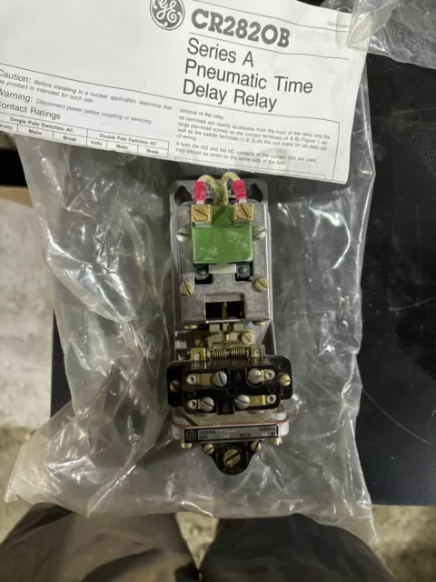 New General Electric CR2820B110AA3 Pneumatic Time Delay Relay 230V Coil