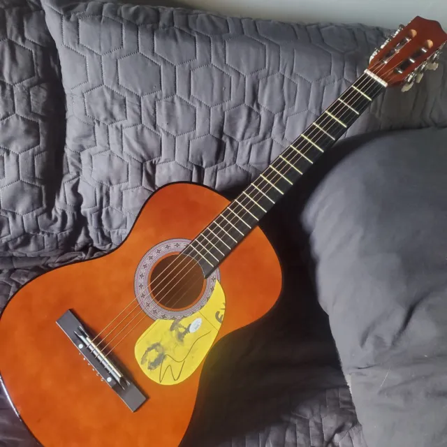 Ed Sheeran Autographed Acoustic Guitar.  Comes With Coa . Beautiful  For Anyone