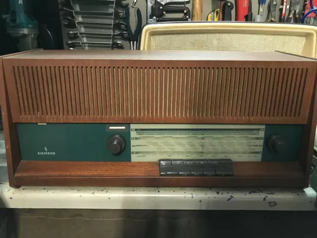 Siemens / Regalsuper / RG 44 / Retro Radio