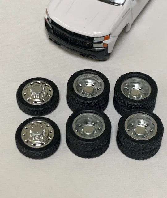 164 SEMI TRUCK "26 Alcoa Dually Wheels In Standard Tires (2 Fronts 4