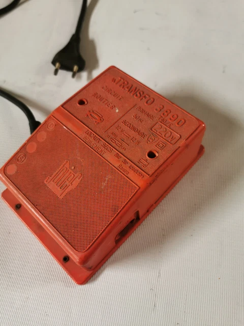 Ancien Transformateur Jouef 220V Pour Circuit Ferroviaire - Vintage, Non Testé, Fil Coupé - Occasion à Restaurer