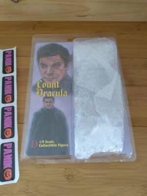 distinctive dummies dracula