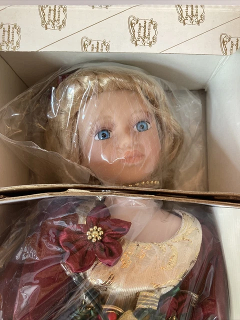NIB Heritage Signature Collection Porcelain Light Up Doll HOLLY # 12284  3