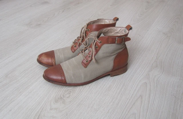 Bottines à talons plats en Cuir Marron et Tissus Beige Femme Pointure 38