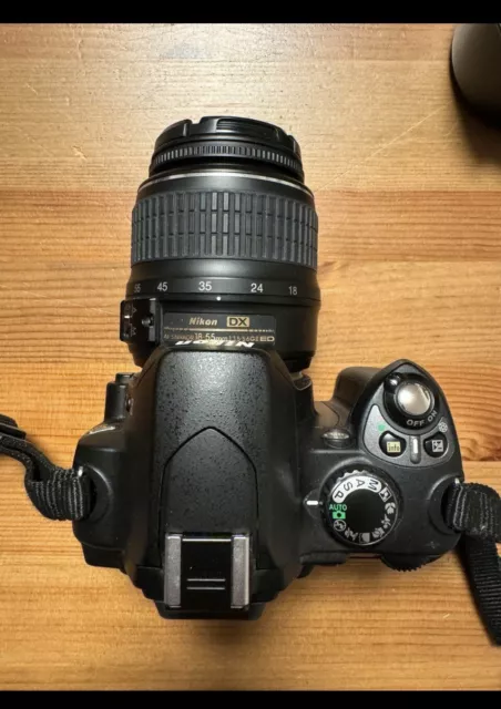Nikon DX40x Digital Spiegelreflex Kamera