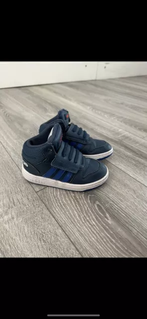 Adidas Hoops Mid 2.0 Kleinkind Turnschuhe marineblau Größe UK 9