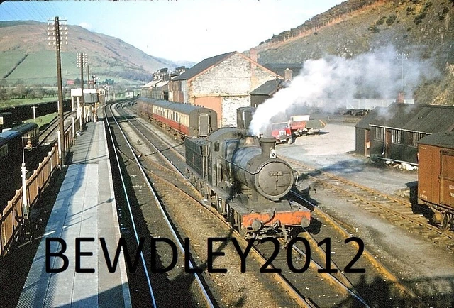 Colett Design *ORIGINAL 35MM SLIDE* COLLETT DESIGN 2285 AT MACHYNLLETH STATION EARLY ...