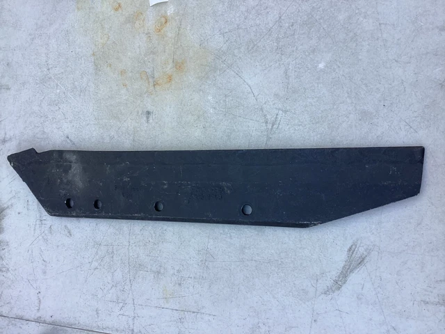 (QTY 5) Case 4-Bolt Plowshare 18" Left-Hand Upset 485927R3