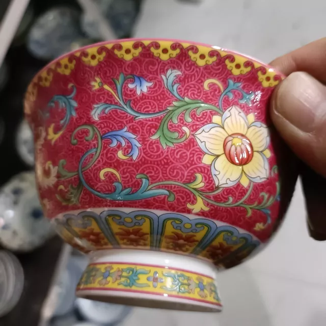 Chinese  Rose Porcelain Bowl red flower Qing Dynasty Qianlong