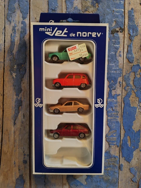 ANCIENNE NOREV PLASTIQUE Lot De 2 Une Renault 12 Et Une Renault 10 Ech
