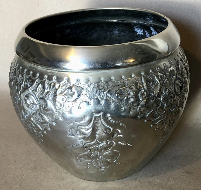 ANTIQUE HJ&Co SILVER PLATED REPOUSSE JARDINIERE PLANTER c1900’s