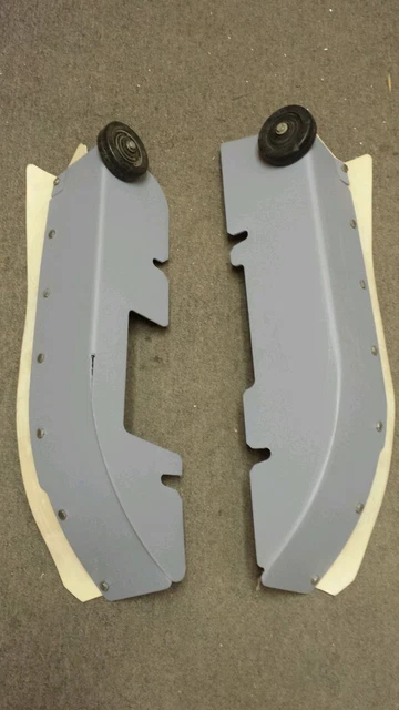 Advance Adgressor 3220C / 32" Skirt/Splash Guards Assy (New Blades).List $435.00