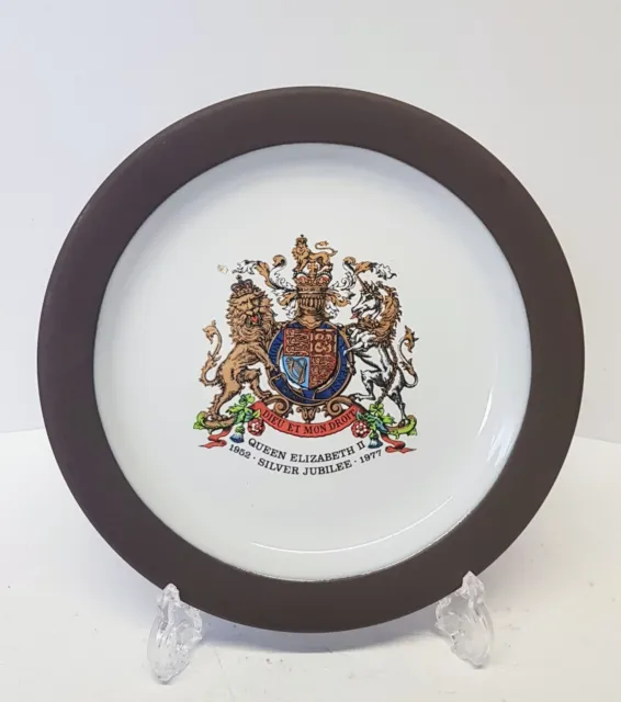 Hornsea Pottery Vintage 1977 Queen Elizabeth II Silver Jubilee Plate VGC 6.25 in