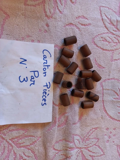 Lot De 19 Bagues Neuves Plaque Or Avec Poinçon - Sans Emballage - Bijouterie