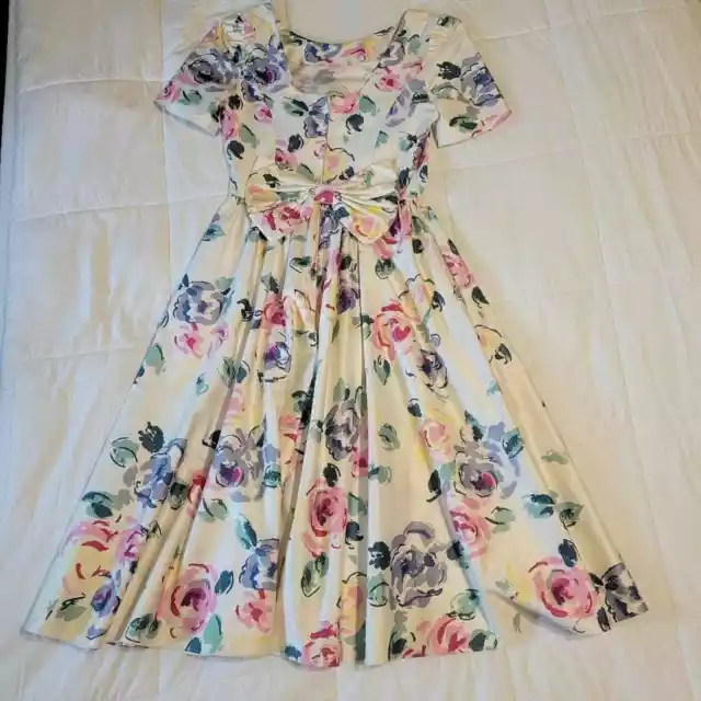 Vintage women dress cotton satin Floral 80s  full dress size 8 Petite 2