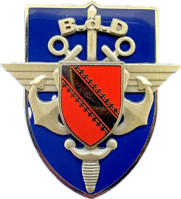 INSIGNE MILITAIRE MARINE nationale ECOLE NAVALE. Augis. Etoile en