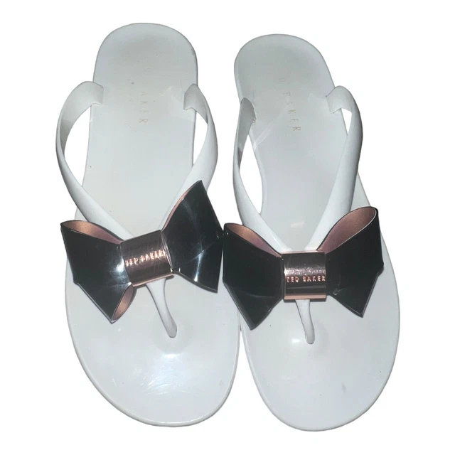 Ted baker deals hummingbird flip flops