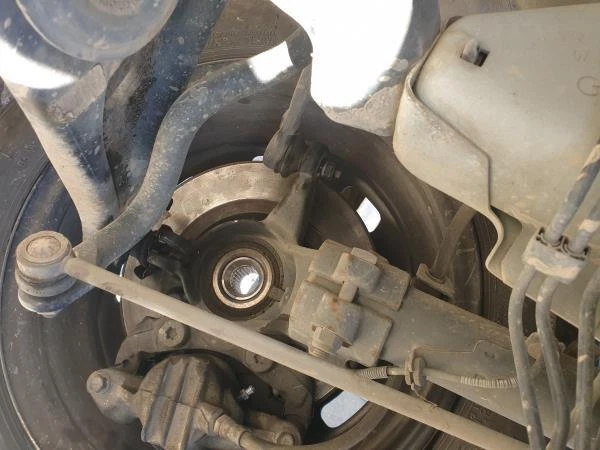 achsschenkel vorne links für PEUGEOT 208 CAIXA (CR ) 1.5 BLUEHDI 100 102 CV