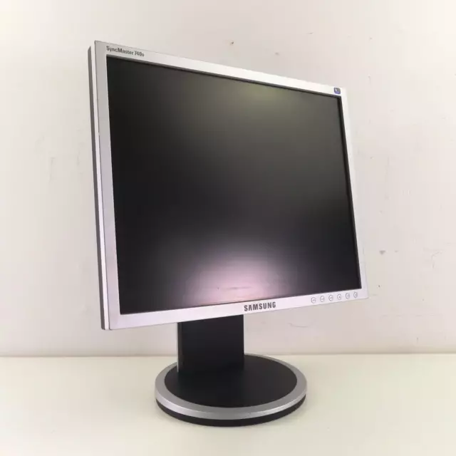 Samsung SyncMaster 740B (17") 1280 x 1024 pixels Silver LCD Monitor