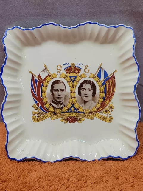 U•Antique May 12 1937 Queen Elizabeth King George Coronation Vanity Card Dish