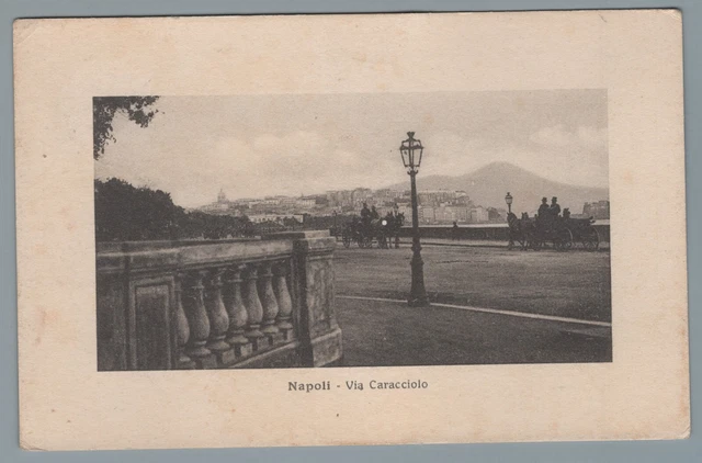 CR1373 - Cartoline Regionali: Napoli Via Caracciolo - Animata - viagg. 1910