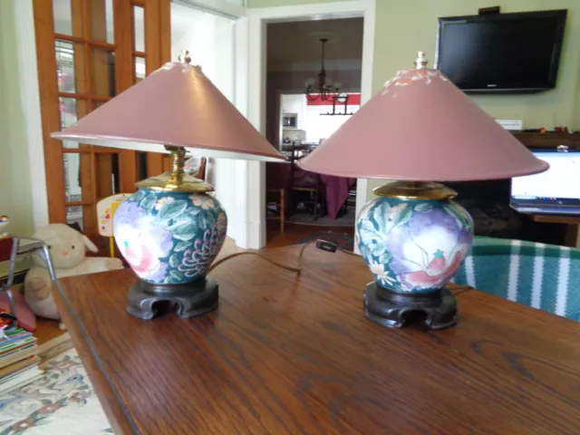 Small Floral Oriental type lamp with metal shade