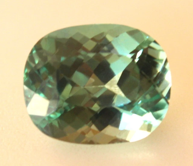 Saphir Vert de Ceylan de 10,10 ct Taille Fantaisie - Certificat AGSL