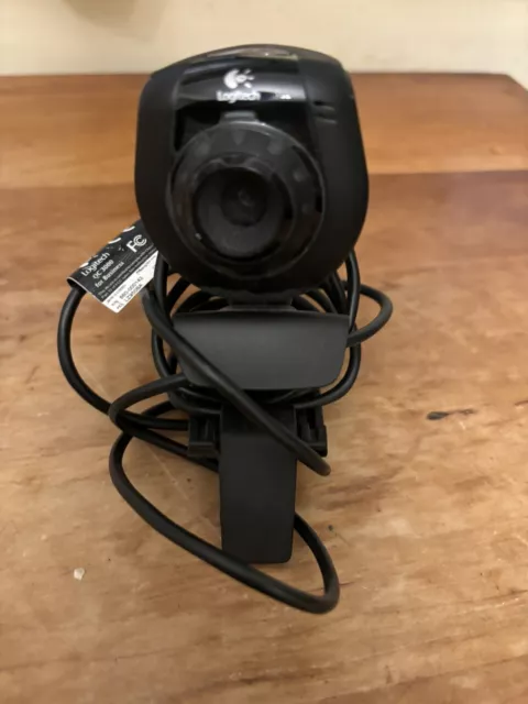 logitech QC 3000 Webcam For Laptop Or iPad, USB Connection