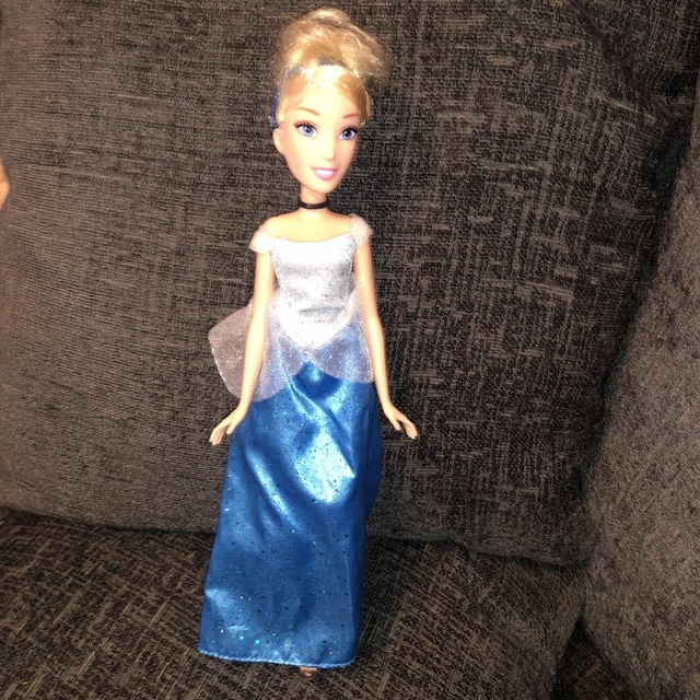DISNEY PRINCESS CINDERELLA Royal Shimmer Sparkle Dress Doll 2015 Glass