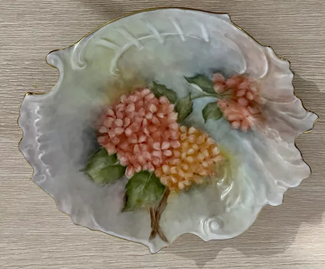 Vintage hand painted Hydrangeas floral plate Nell Carle 1991