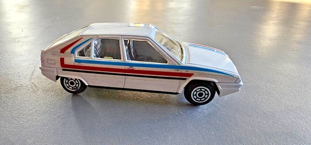 Minichamps 1961 DKW Junior de Luxe Granatrot 1/43 Limited Edition