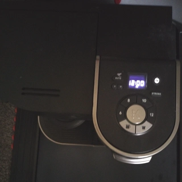 KEURIG KDUO ESSENTIALS Single Serve Pod Carafe Coffee Maker 5000204976