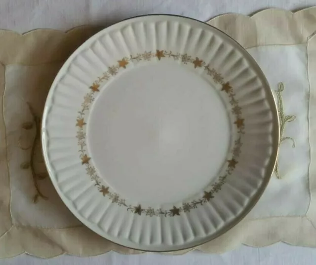 Lot of 4 Harmony House Bouffant 3678 Dinner Plates Gold Trim 3