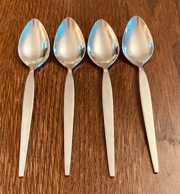 Oneida Community Satinique Older Satin Betty Crocker 4- Teaspoons 6 1/8"