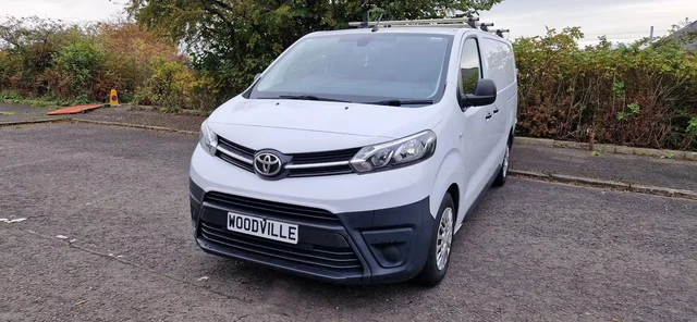 2023 TOYOTA PROACE Icon Panel Van Diesel Manual £13,495.00 - PicClick UK