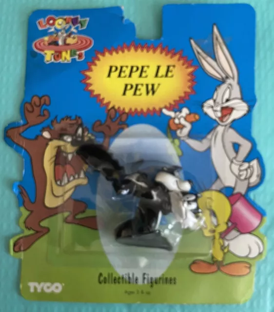 Vintage 1994 Tyco Looney Tunes Pepe Le Pew Figurine